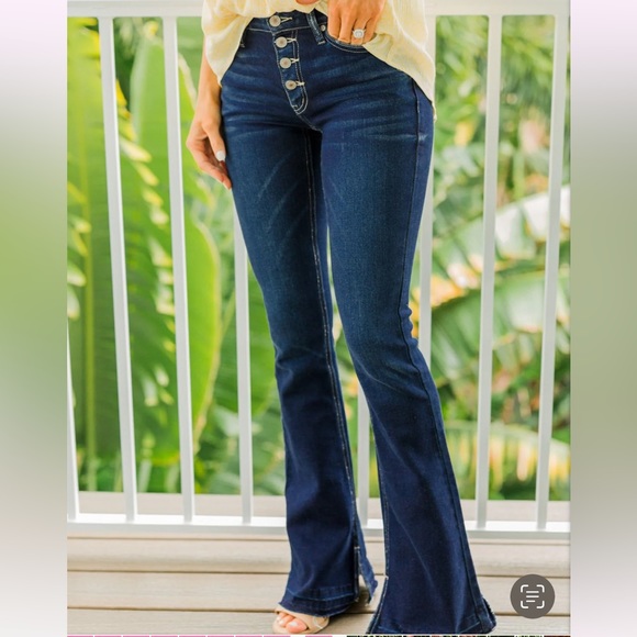 NWT KanCan Button Fly Flare Jeans- Mandy Wash - Picture 7 of 8